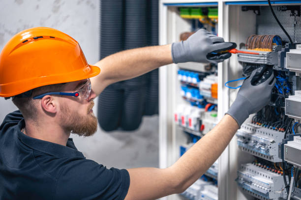 Best Emergency Electrical Repair  in Leeds, AL